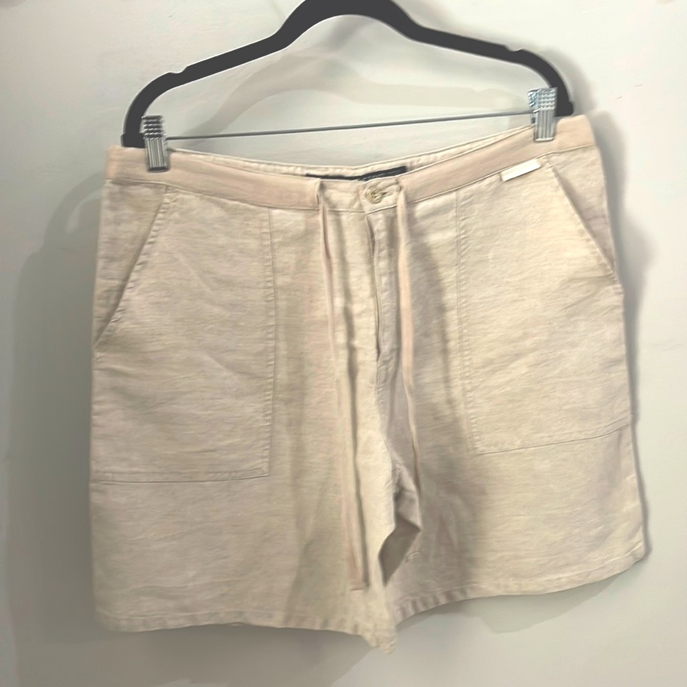 100% Linen Shorts L